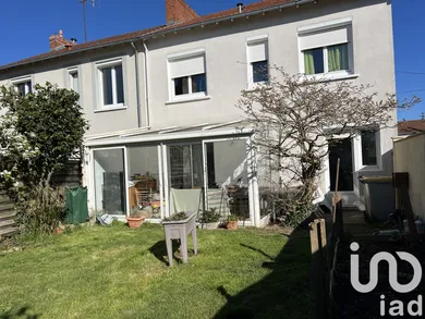 Townhouse in Cholet (49300)