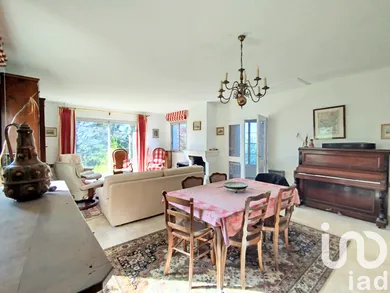 Maison traditionnelle à Chinon (37500)