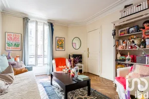 Apartment at Paris (75008)