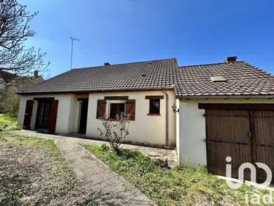 House at Poligny (77167)
