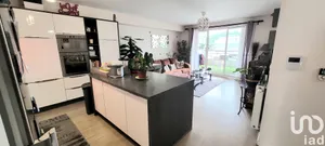 Apartment at Fleury-Mérogis (91700)