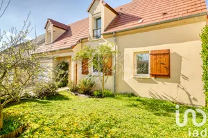 Maison traditionnelle à Nanteuil-lès-Meaux (77100)