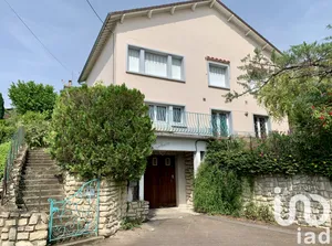 House at Paron (89100)