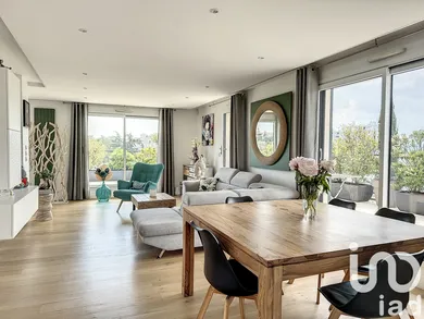 Duplex at Lyon (69004)