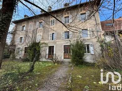 Apartment in Saint-Genix-les-Villages (73240)