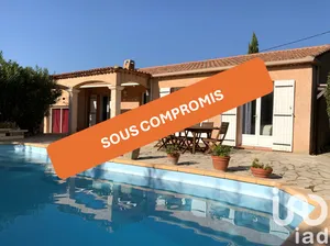 Maison traditionnelle à Pourrières (83910)