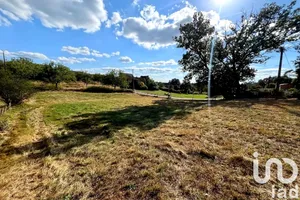 Terrain à bâtir à Cénac-et-Saint-Julien (24250)