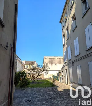 Apartment at Versailles (78000)