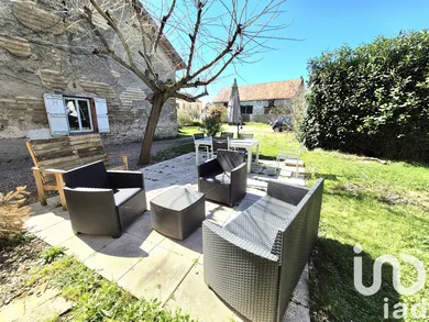 House at Chambilly (71110)