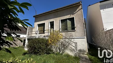 Traditional house at Pontault-Combault (77340)