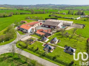 Domain at Les Herbiers (85500)
