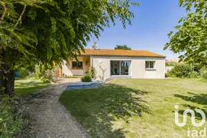 Traditional house at Les Brouzils (85260)