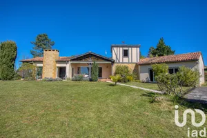 Maison d'architecte à Sarlat-la-Canéda (24200)