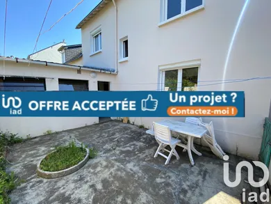 Traditional house at Saint-Nazaire (44600)