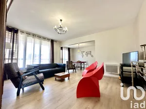 Apartment at Reims (51100)