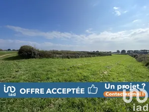 Farm land at Plouhinec (56680)