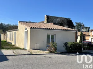 Maison à Villeneuve (33710)