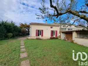 Maison traditionnelle à Saint-Marcel-d'Ardèche (07700)
