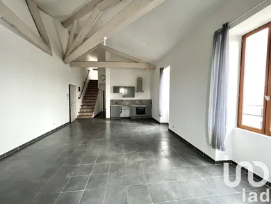 Duplex in Saint-Gilles (30800)
