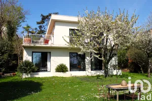 House at Chatou (78400)