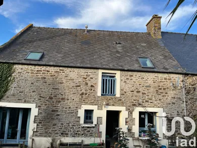 House in Saint-Père-Marc-en-Poulet (35430)