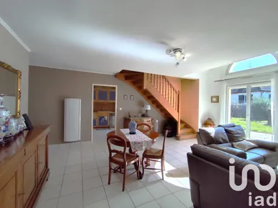 Maison traditionnelle à Saint-Jean-de-la-Ruelle (45140)