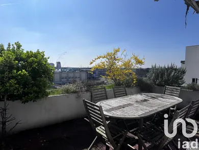 Apartment at Évry (91000)