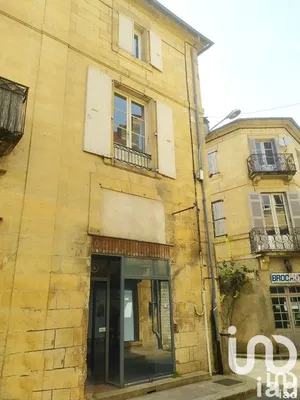 Building at Montignac (24290)