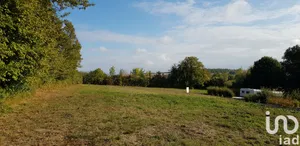 Terrain à bâtir à Neuvy (51310)