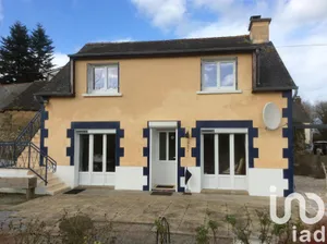 Maison traditionnelle à Meneac (56490)