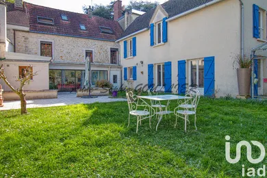 Longere at Maurecourt (78780)