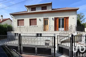 House at Ézanville (95460)