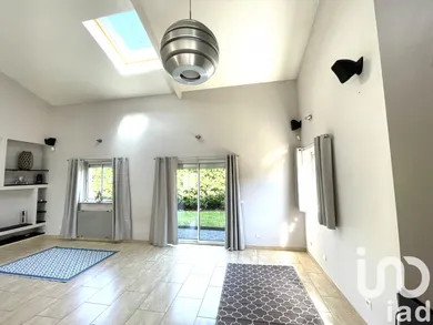 Maison traditionnelle à Crosne (91560)