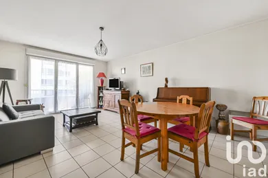 Apartment in Bezons (95870)