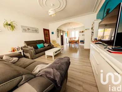 Maison à Saint-Sulpice-Laurière (87370)