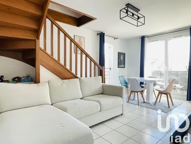 Duplex à Persan (95340)