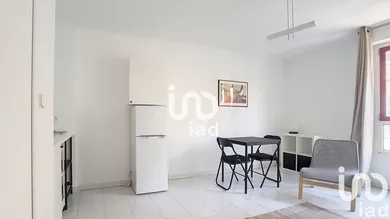 Appartement à Marseille (13006) — 3/7