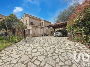 Traditional house at Peymeinade (06530)