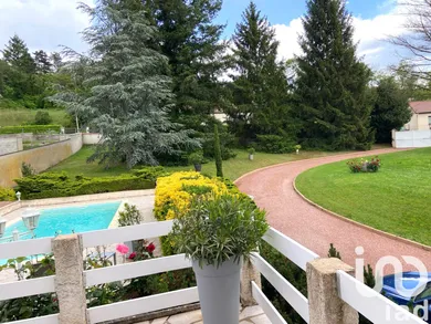 Demeure à Commelle-Vernay (42120)