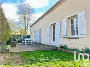 Traditional house at Saint-Cyr-en-Arthies (95510)