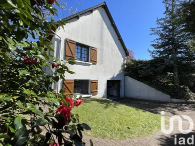 House at Saint-Avertin (37550)