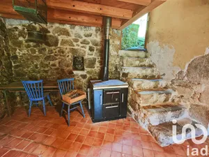 Maison de campagne à SATILLIEU (07270)