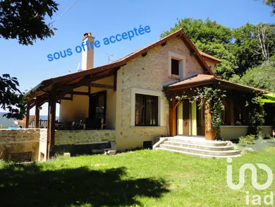 Architectural house at saint sulpice laurière (87370)