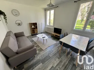 Apartment at Troyes (10000)
