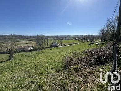 Terrain à bâtir à Ilharre (64120)