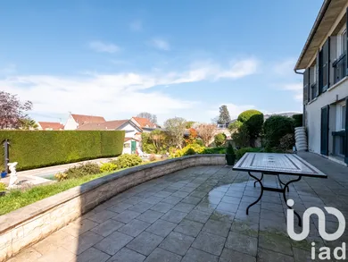 Mansion in Mitry-Mory (77290)