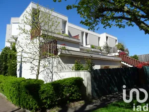 Apartment at Bondoufle (91070)
