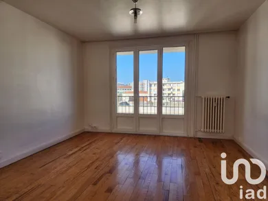 Appartement à Saint-Étienne (42100)