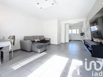 Apartment at Le Pont-de-Claix (38800)