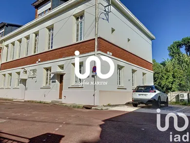 Immeuble à Étampes (91150)